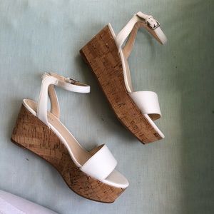 Nine West White Platform Sandals NWOT